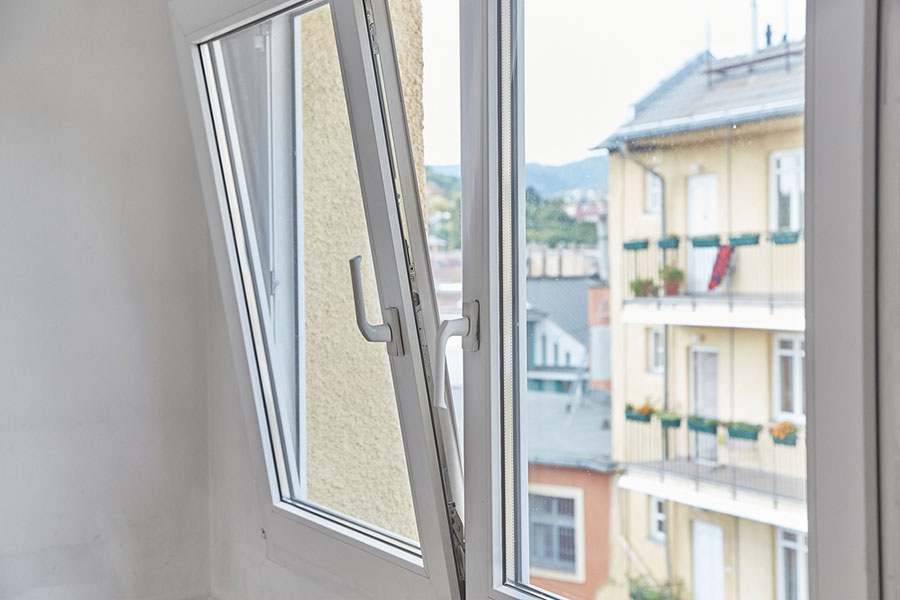 Image Rénov votre poseur de fenêtres intervient dans tout le Val d'Oise 95